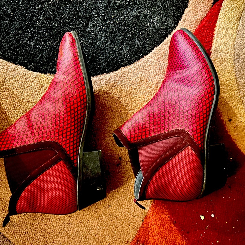 Betabrand tennis rain booties